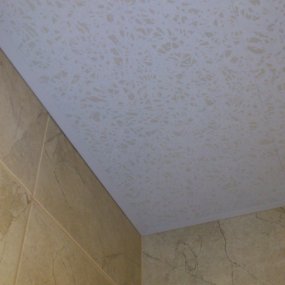 Потолок ПВХ панели со светильниками